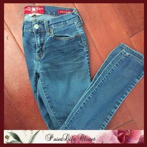 Lucky Brand Jeans - Size 0 / 25 - Sofia Skinny
